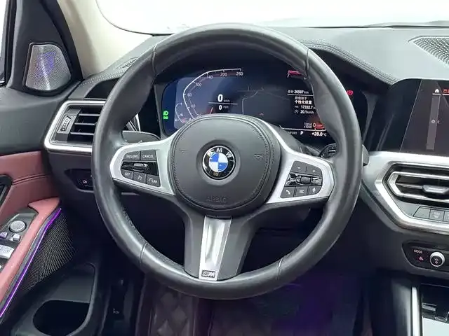 BMW 3 Series 2021 320Li M Sports Suit 11