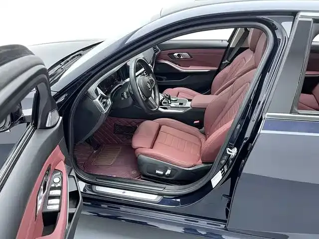 BMW 3 Series 2021 320Li M Sports Suit 12