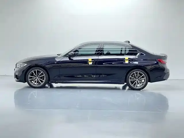 BMW 3 Series 2021 320Li M Sports Suit 7