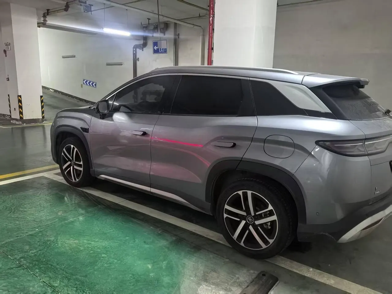 BYD 2025 Song L DM-i 1.5 Stepless Smart Driving Edition 112km Exceed Automatic Gear 3