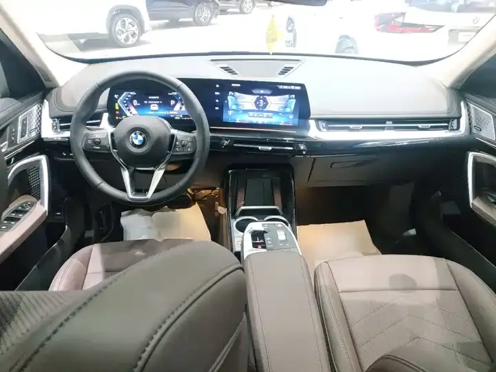 BMW X1 2024 sDrive25Li X Design Set 10