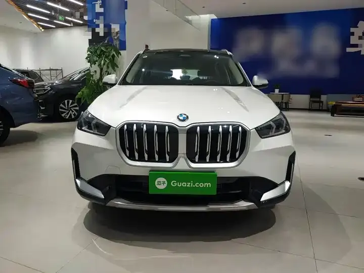 BMW X1 2024 sDrive25Li X Design Set 3