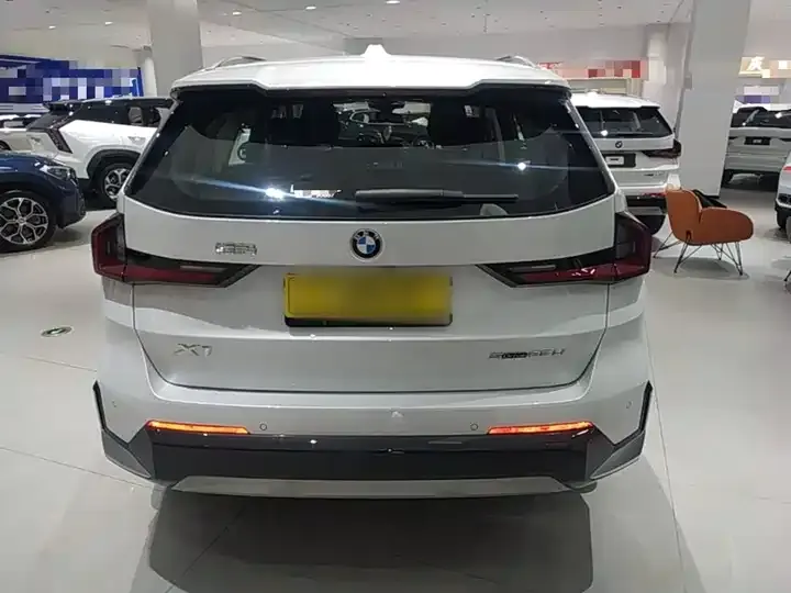 BMW X1 2024 sDrive25Li X Design Set 6