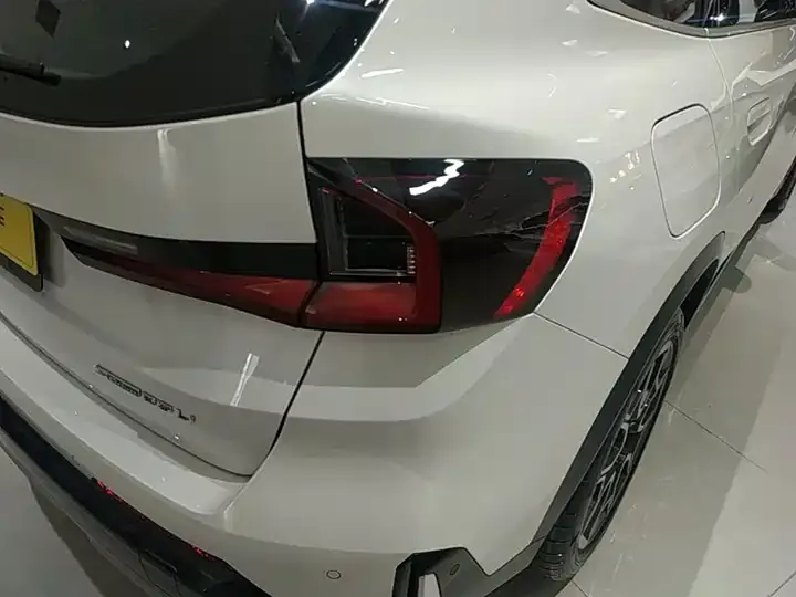 BMW X1 2024 sDrive25Li X Design Set 8
