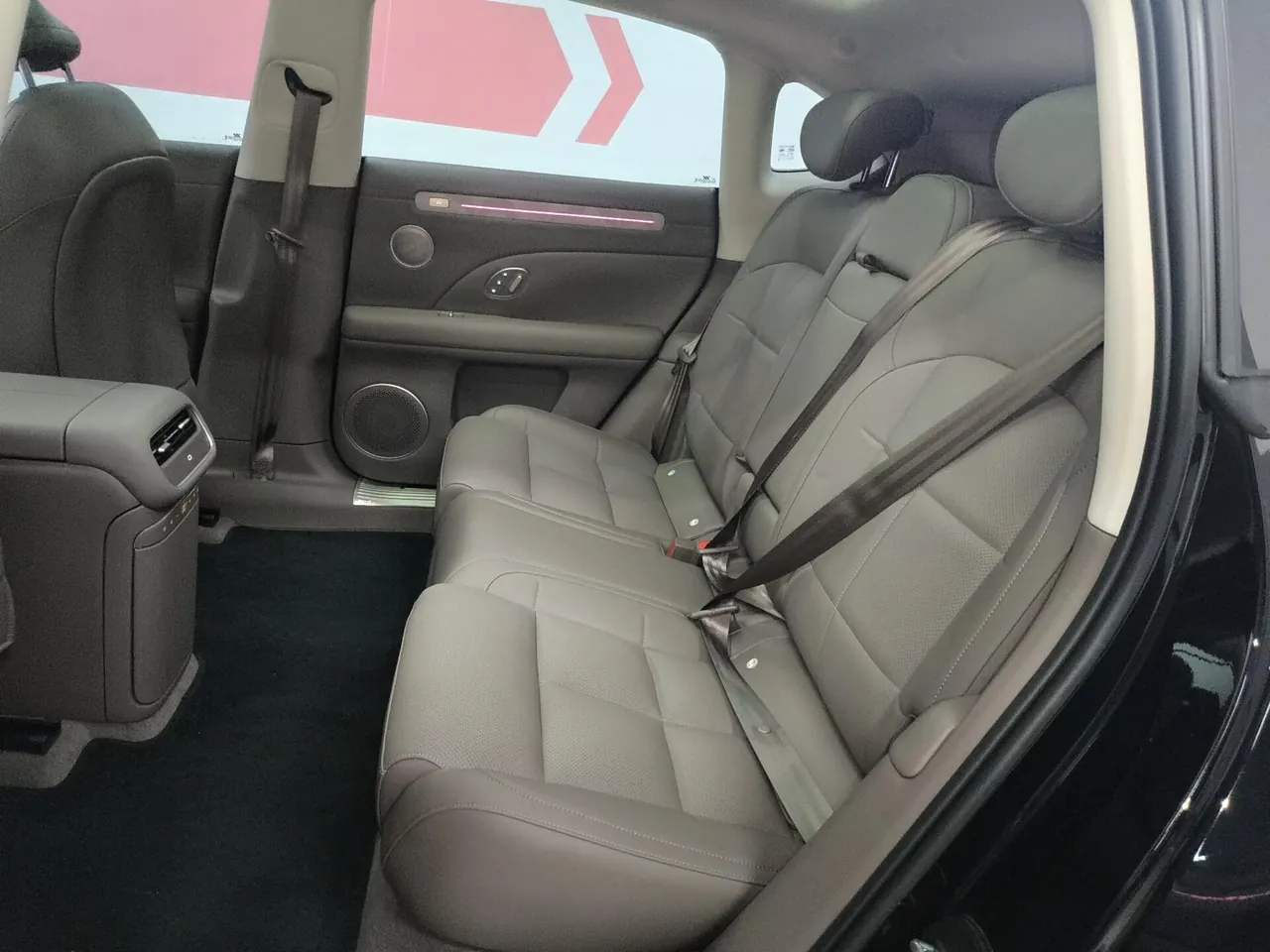 IM 2026 IM LS6 66 Max automatic transmission 11