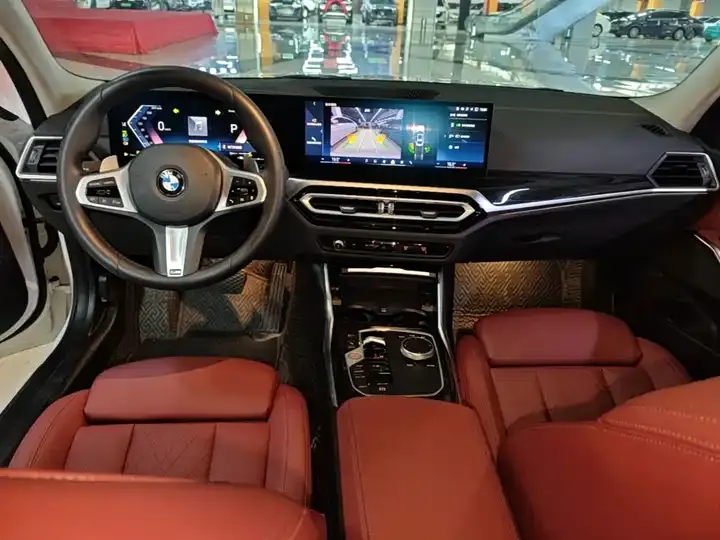 BMW 3 Series 2024 325Li M Sports Suit 10