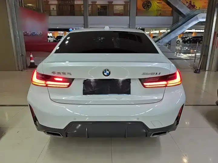 BMW 3 Series 2024 325Li M Sports Suit 6
