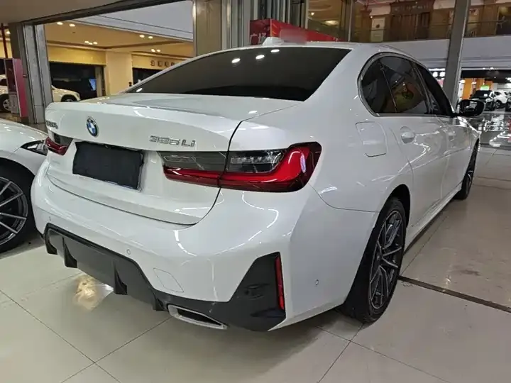 BMW 3 Series 2024 325Li M Sports Suit 7