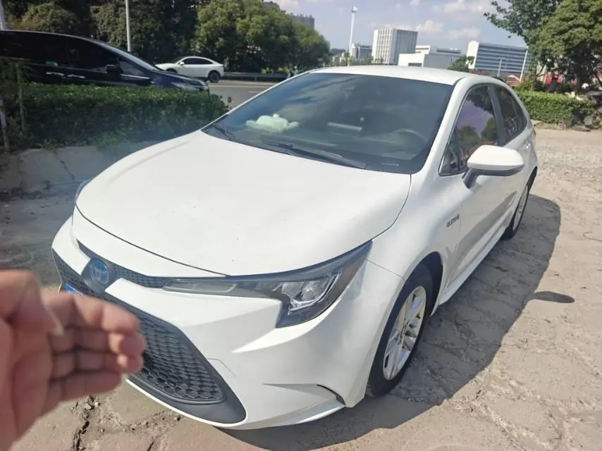 Открыть галерею: Toyota 2022 Lei Ling Shuangqing 1.8H Stepless Enterprising Automatic Gear