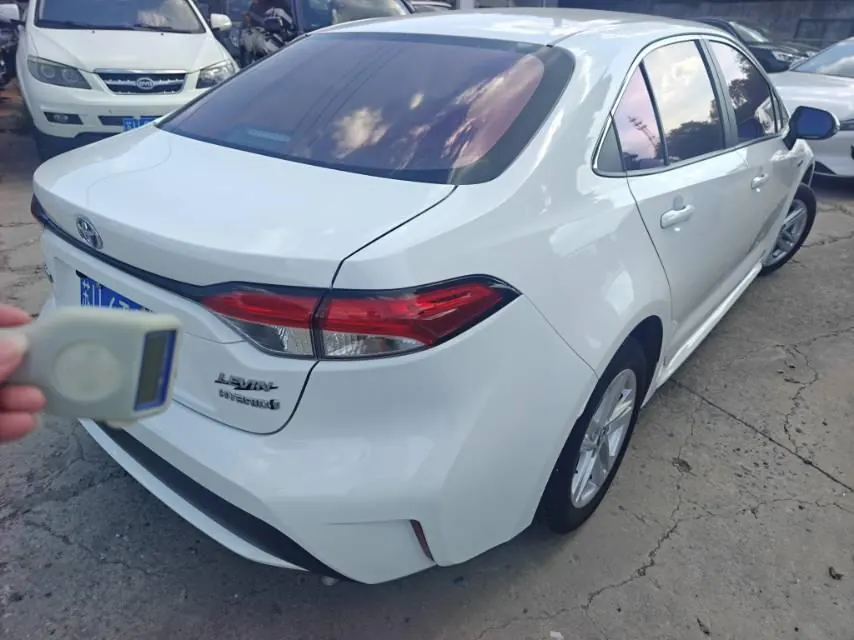 Toyota 2022 Lei Ling Shuangqing 1.8H Stepless Enterprising Automatic Gear 6
