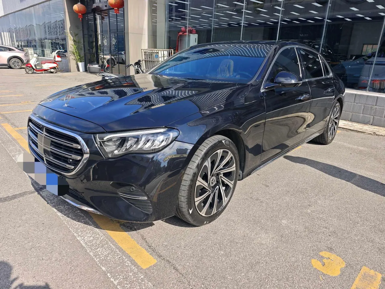 Mercedes Benz E Class 2024 E 300 L 48V 2.0T Luxury Automatic Gear - View 1