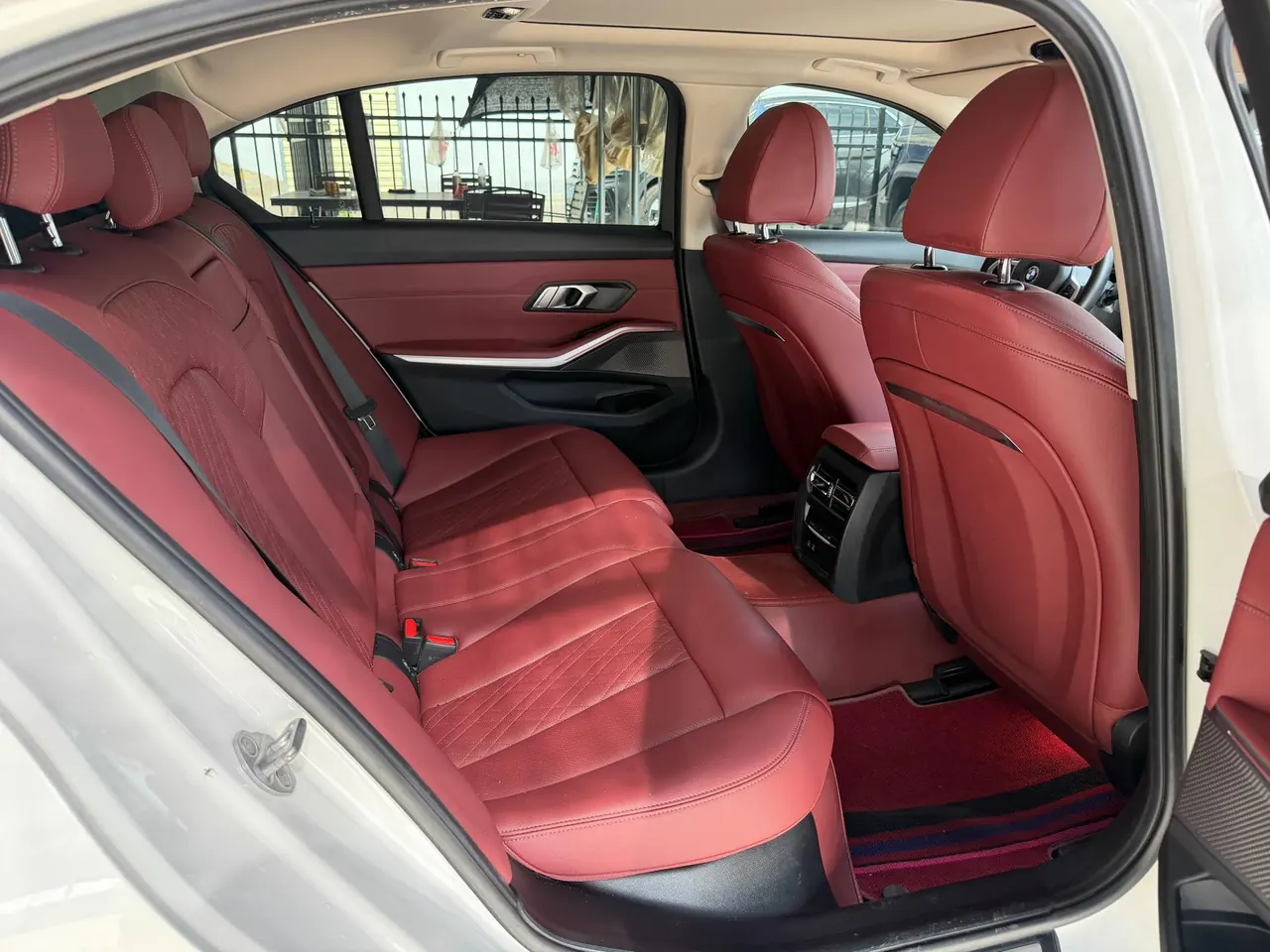 BMW 2024 i3 eDrive 35 L automatic gear 8