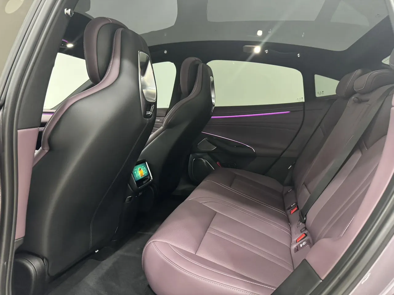 MI 2026 SU7 Standard Edition Automatic Gear 4
