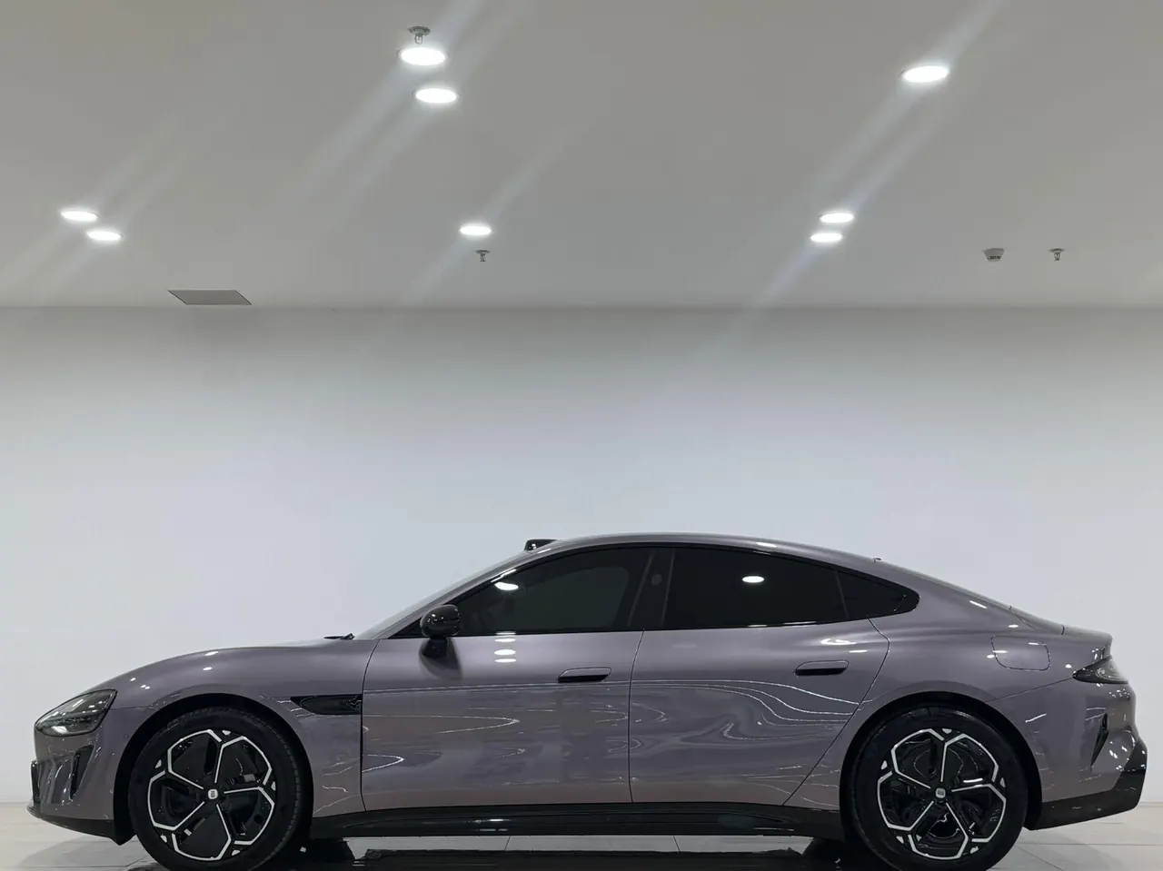 MI 2026 SU7 Standard Edition Automatic Gear 7