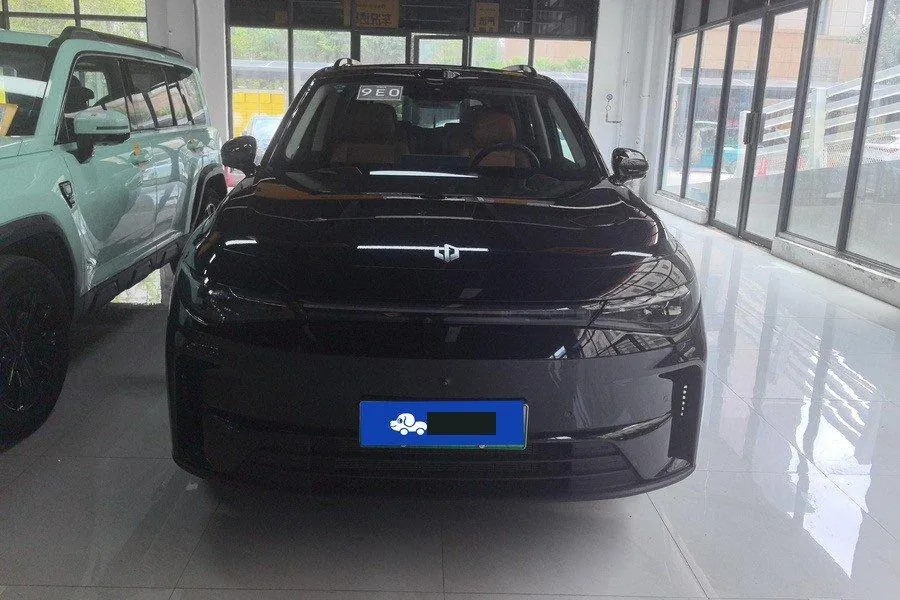 Leapmotor 2026 C 16 280 Laser Radar Zhizun Edition 6-seat Automatic Gear 3
