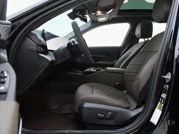 BMW i5 2024 eDrive 35L M Sport Set 12