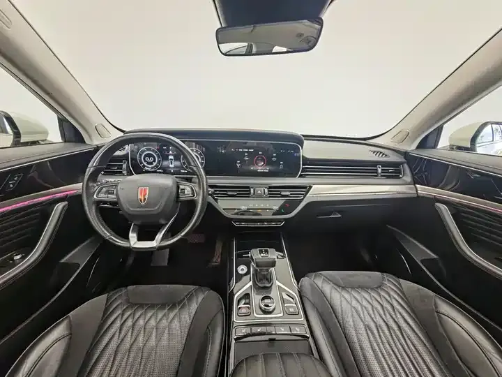 HongQi HS5 2022 to 2.0T Zhilian Flag to Enjoy Four-wheel Drive Edition 5