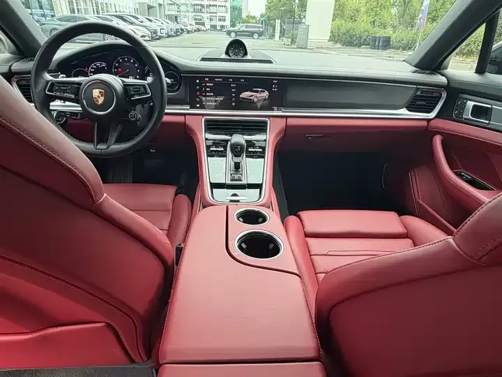 Panamera 2023 Panamera 4 Administrative Lender Platinum Edition 2.9T 10