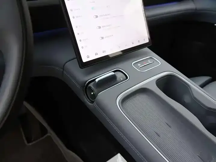 NIO EC6 2023 Section 75kWh 9