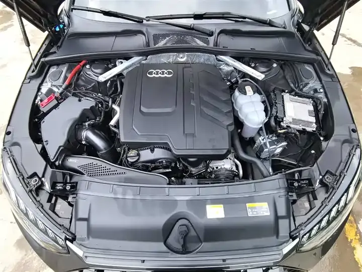 Audi A4L 2024 40 TFSI Deluxe Dynamic (Starry Night Edition) 9