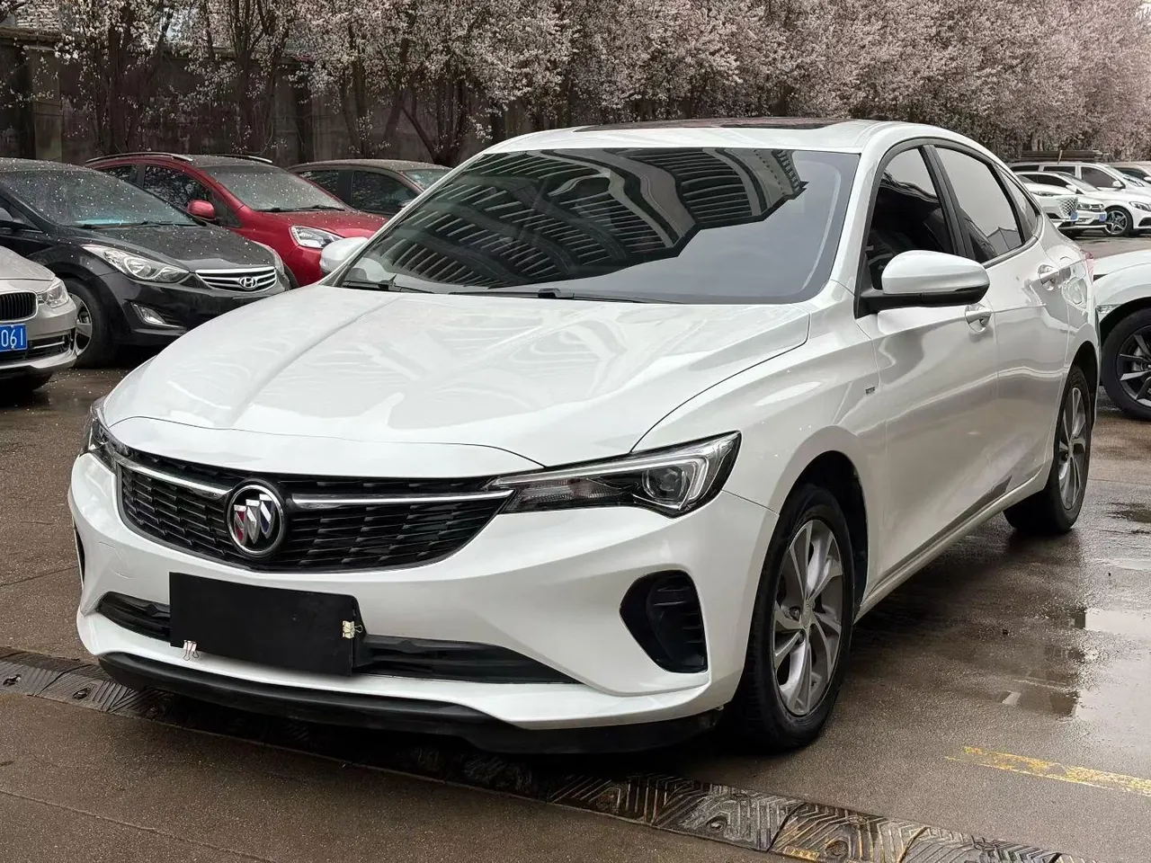 Open image lightbox: Buick 2023 Weilang GS Pro 1.5T Stepless Hunting Edition Automatic Gear