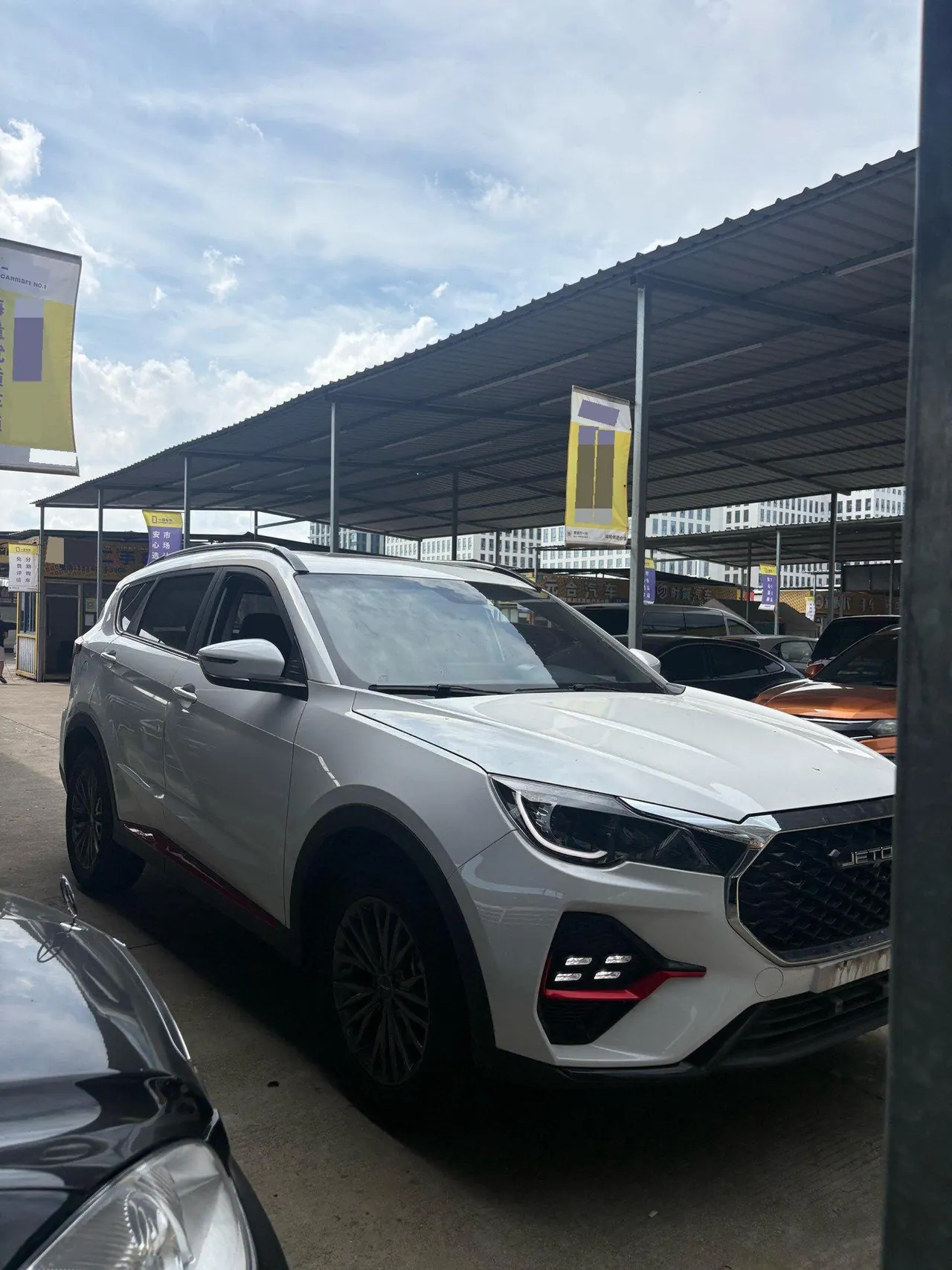 Jetour 2023 X70 1.5T Exceed PRO Edition 5-seat Automatic Gear 2