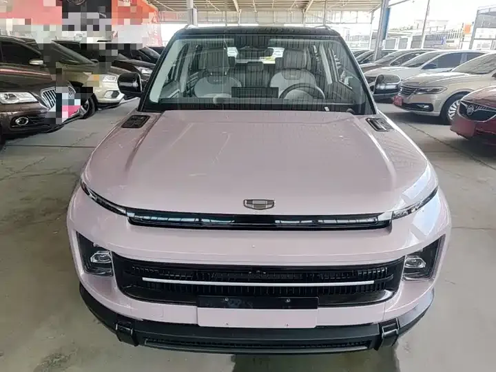 Geely ICON 2026 Chocolate 1.5TD Alcohol Edition 3