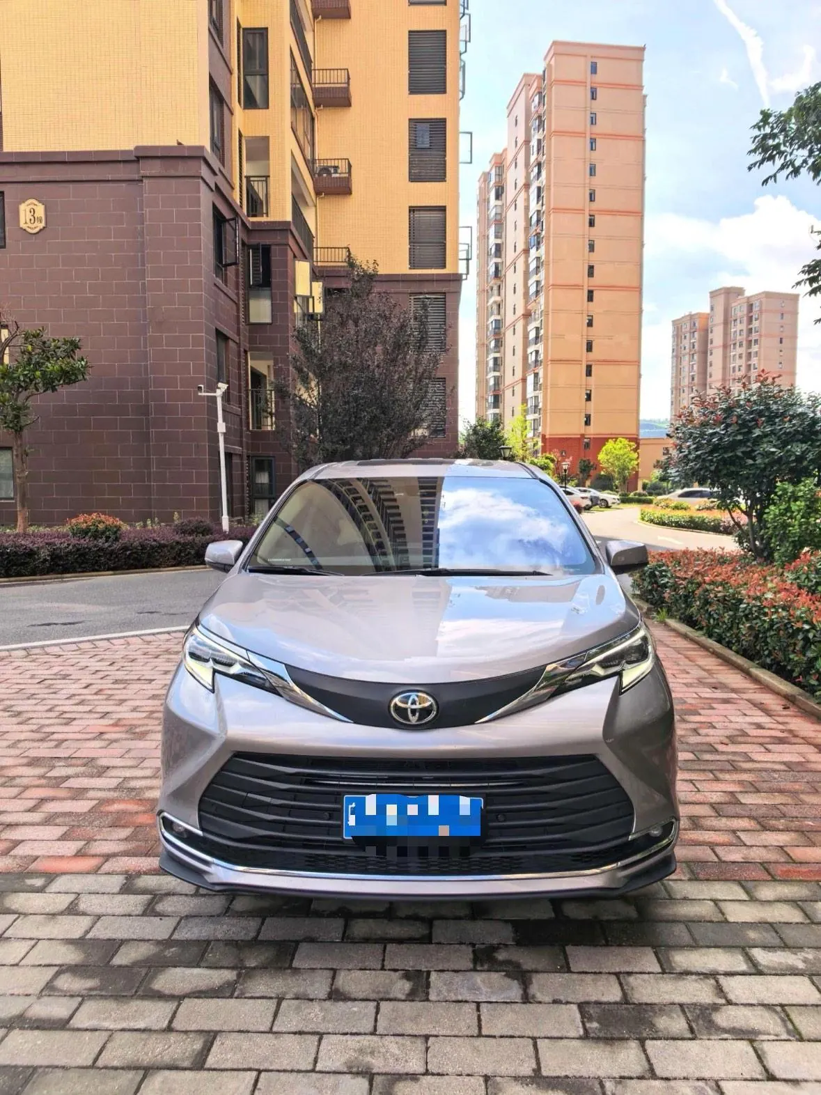 Toyota 2026 Sana 2.5 Stepless Two-Drive Comfort Edition Automatic Transmission 2