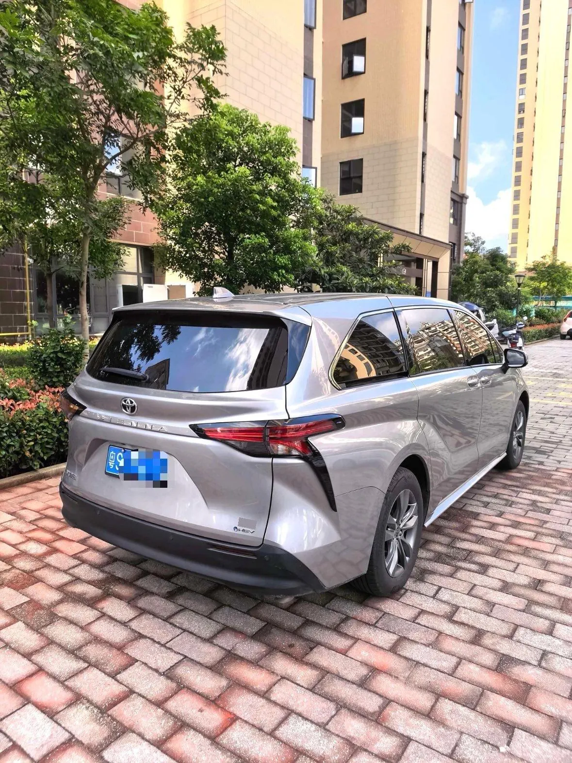 Toyota 2026 Sana 2.5 Stepless Two-Drive Comfort Edition Automatic Transmission 5