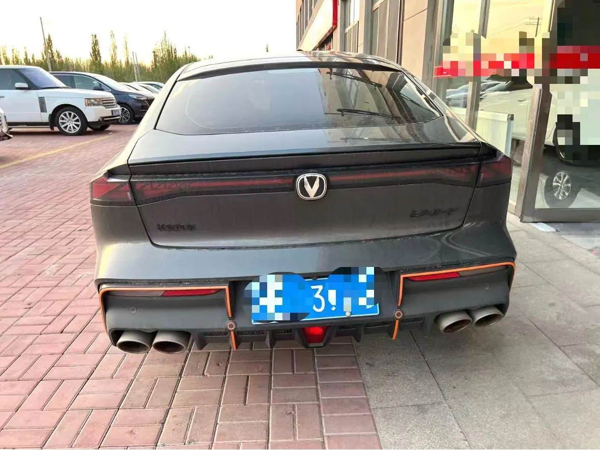 ChangAn 2022 UNI-V 2.0T Leading Speed Edition Automatic Gear 2