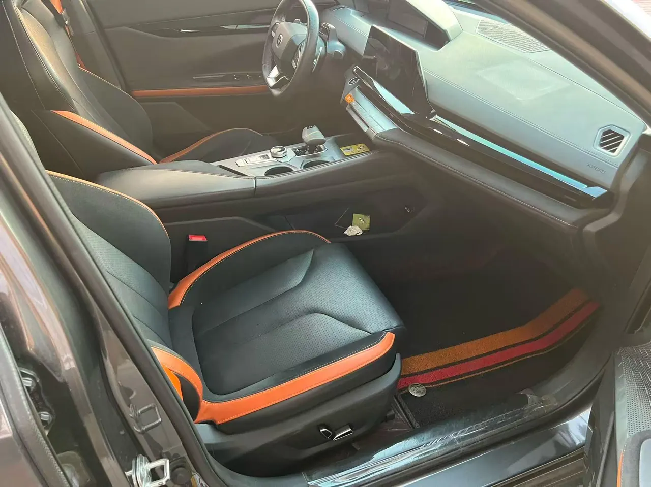 ChangAn 2022 UNI-V 2.0T Leading Speed Edition Automatic Gear 5