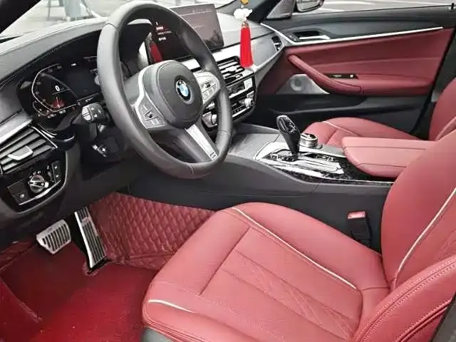 BMW 5 Series 2022 530Li Leading M Sports Suit 4