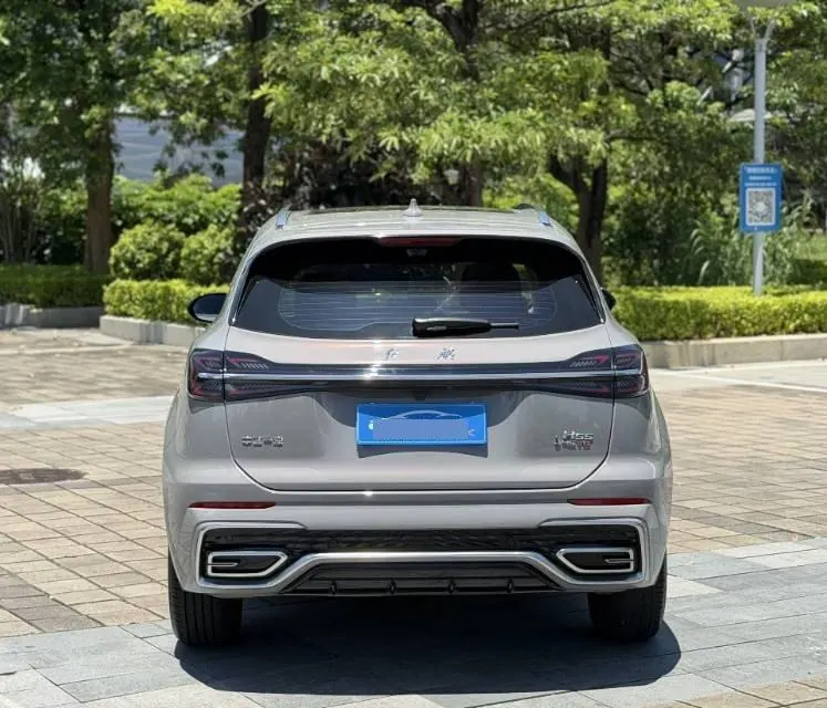 HongQi 2023 HS5 2.0T Flag Enjoy Pro Edition Automatic Gear 5