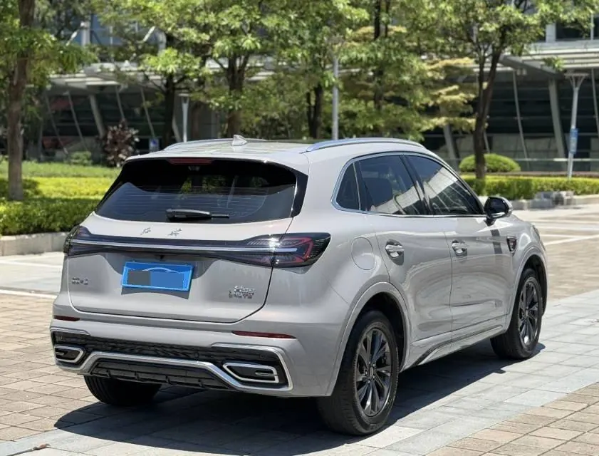 HongQi 2023 HS5 2.0T Flag Enjoy Pro Edition Automatic Gear 6