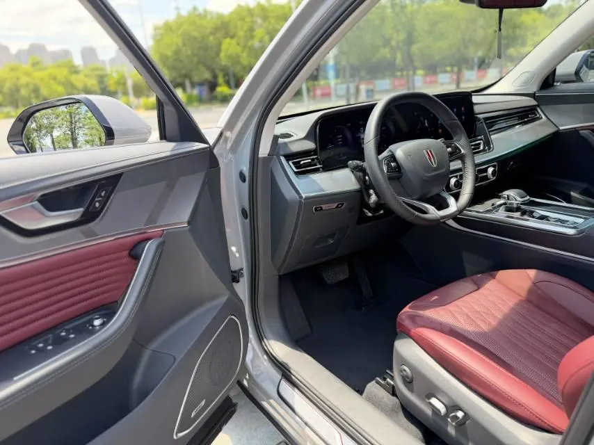 HongQi 2023 HS5 2.0T Flag Enjoy Pro Edition Automatic Gear 7