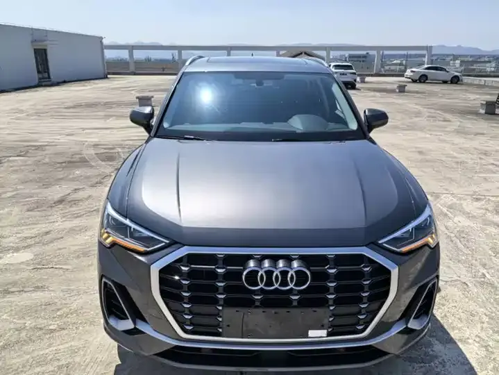 Audi Q3 2022 35 TFSI Enterprising Dynamic 4