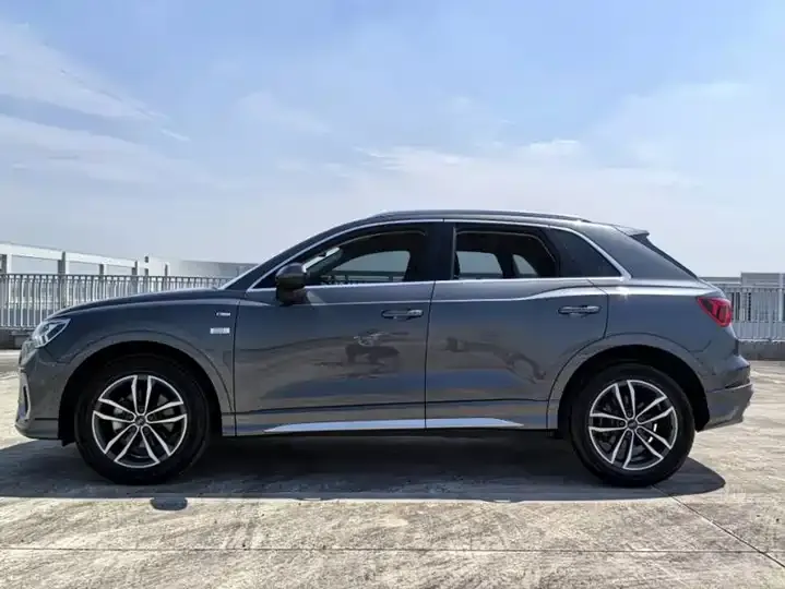 Audi Q3 2022 35 TFSI Enterprising Dynamic 5