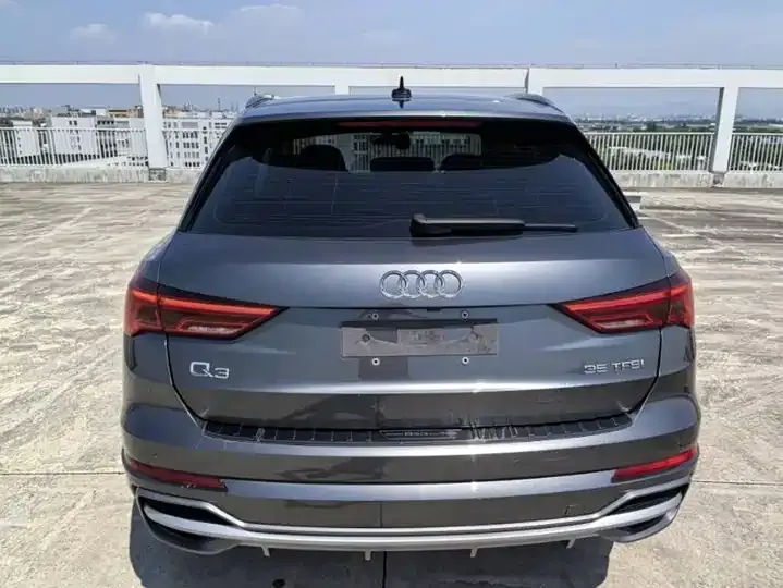 Audi Q3 2022 35 TFSI Enterprising Dynamic 6