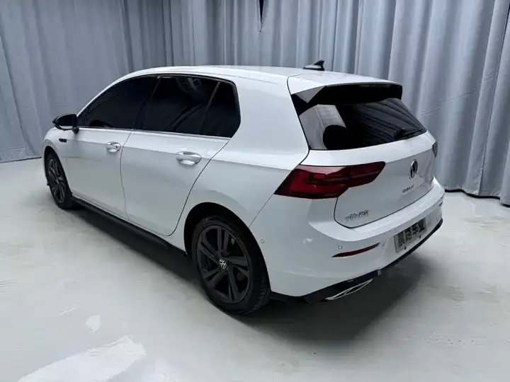 Golf 2023 280TSI DSG R-Line 4