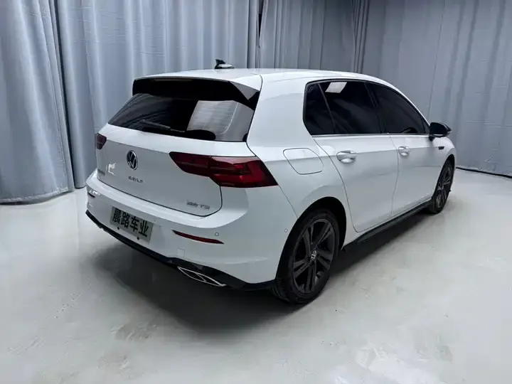 Golf 2023 280TSI DSG R-Line 6