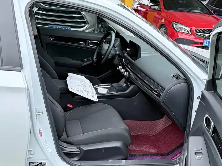 Civic 2023 2.0L e:HEV Pioneer Edition 10