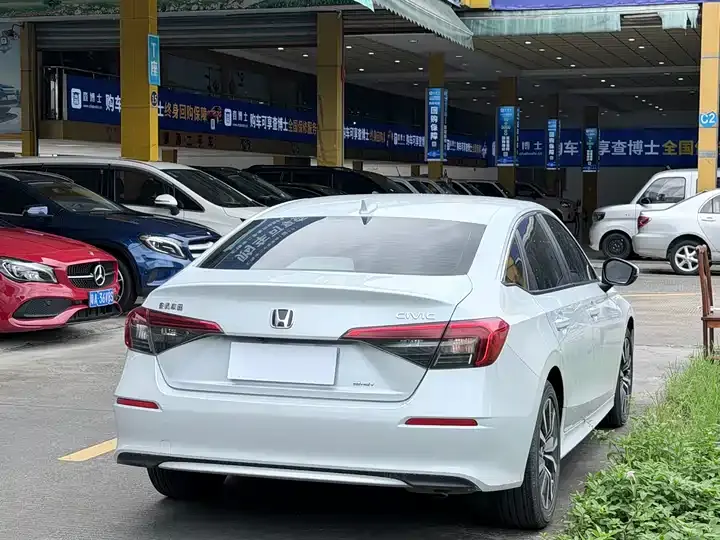 Civic 2023 2.0L e:HEV Pioneer Edition 12