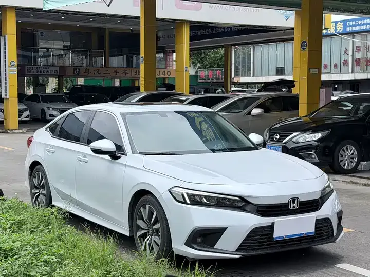 Civic 2023 2.0L e:HEV Pioneer Edition 3