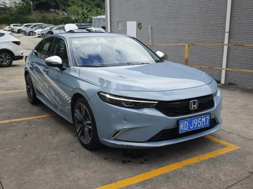 Honda 2023 model grid e:HEV 2.0 stepless sharp exclusive version of automatic gear 3