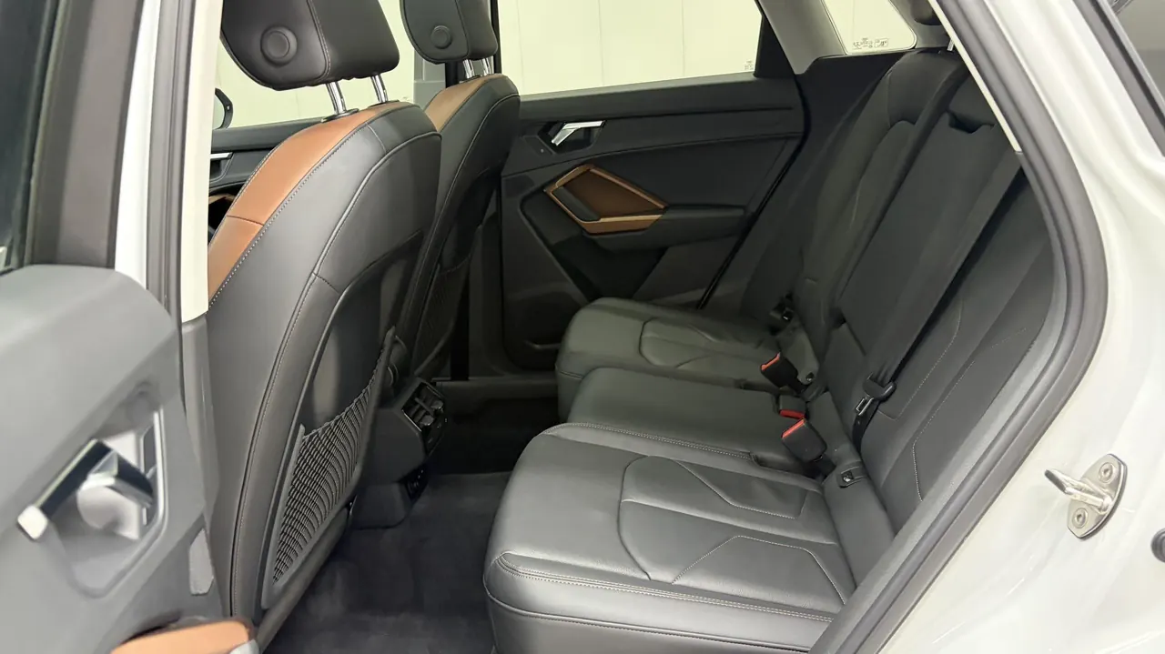 Audi 2023 Q3 1.4TFSI 35TFSI Fashion Elegant Automatic Gear 8