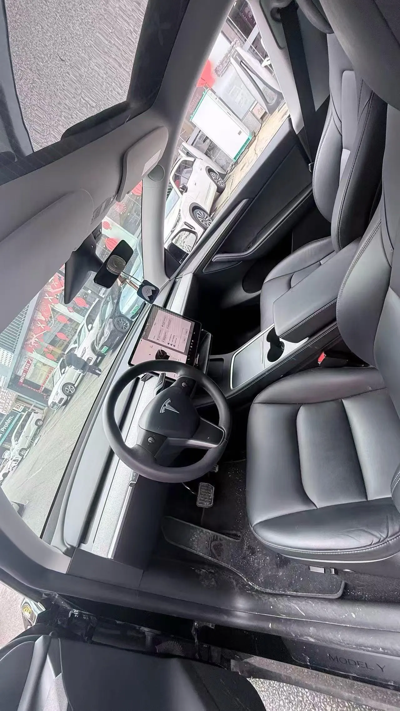 Tesla 2023 Model Y rear-wheel drive version automatic transmission 5