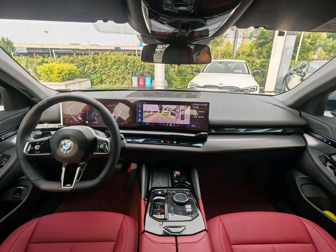 BMW 5 Series 2026 525Li 48V 2.0T M Sports Suit (Modified) Automatic Gear 10