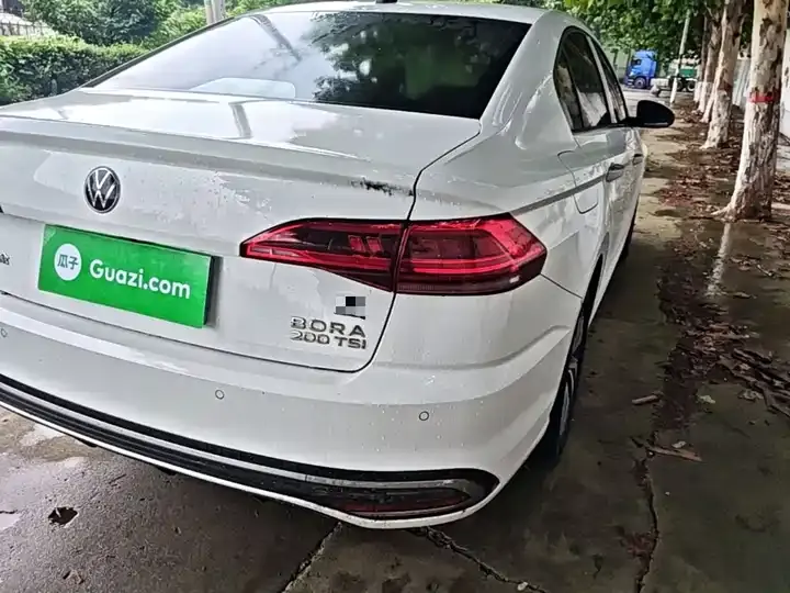 Bora 2023 200TSI DSG Yue Edition 8