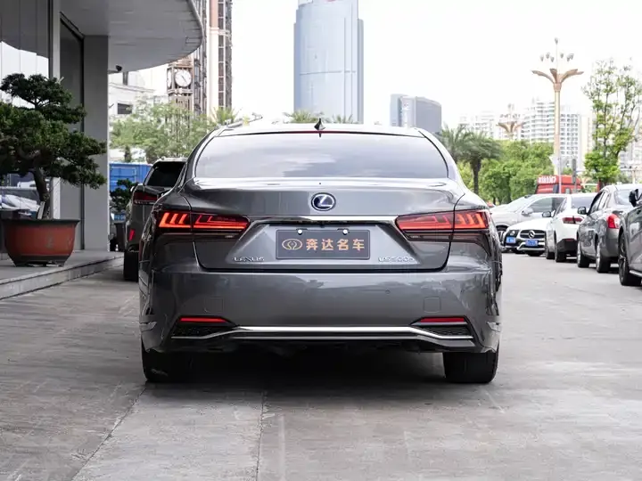 Lexus LS 2021 500h Excellent Edition 5
