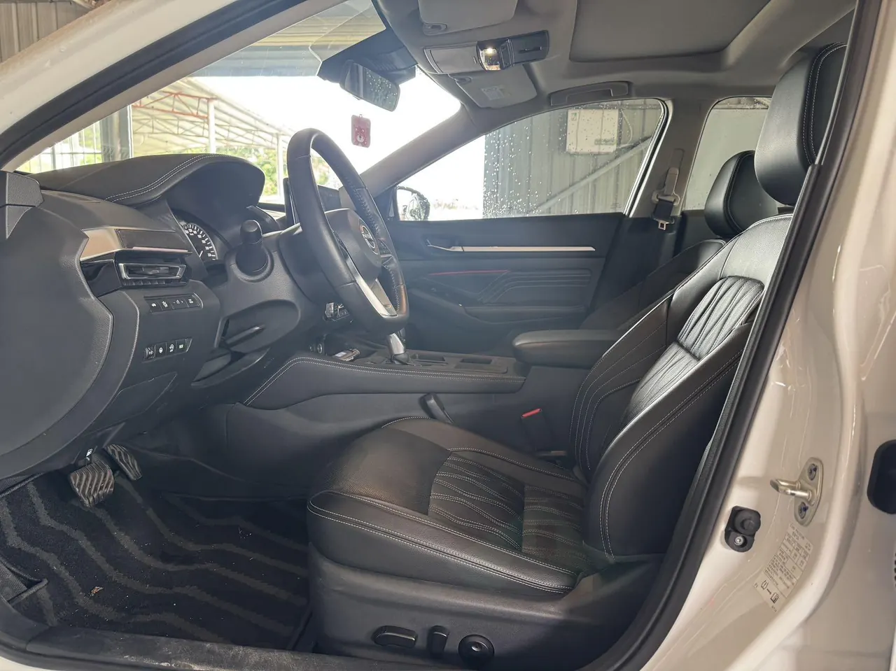 Nissan 2022 Teana 2.0 stepless XL-Upr premium version automatic gear 4